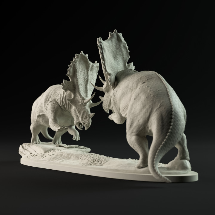 Mercuriceratops duel 1-35 scale pre-supported dinosaur image