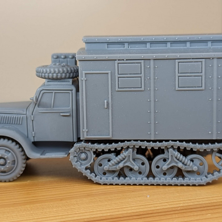 Sd.Kfz.3 Maultier Ambulance (Germany, WW2)