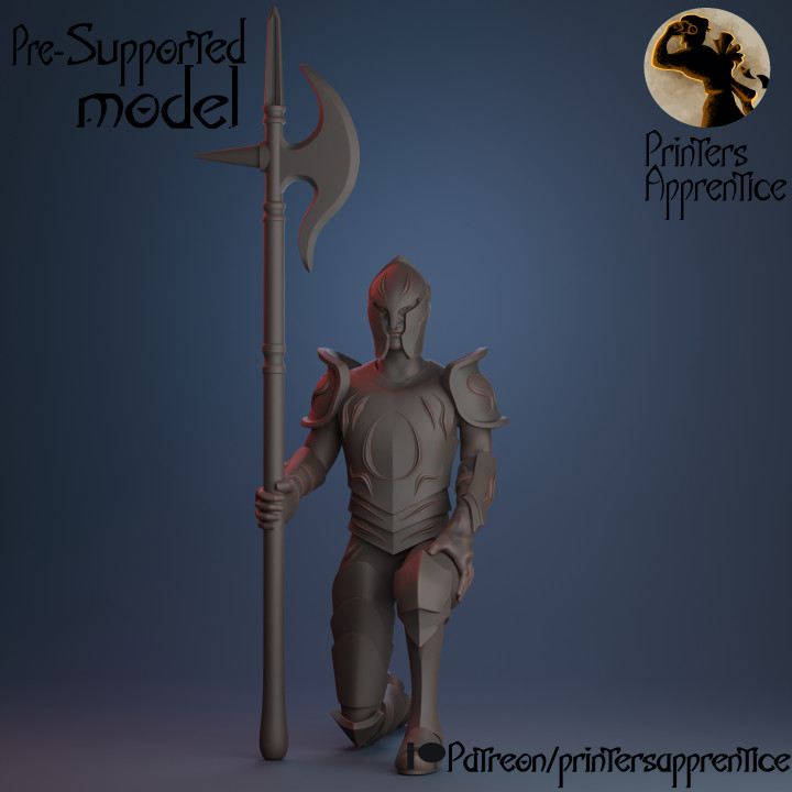 Pikeman Guard Kneel | Pre-supported mini | 30mm | image