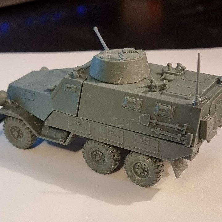 Wheeled APC (28mm) w/ weapon options