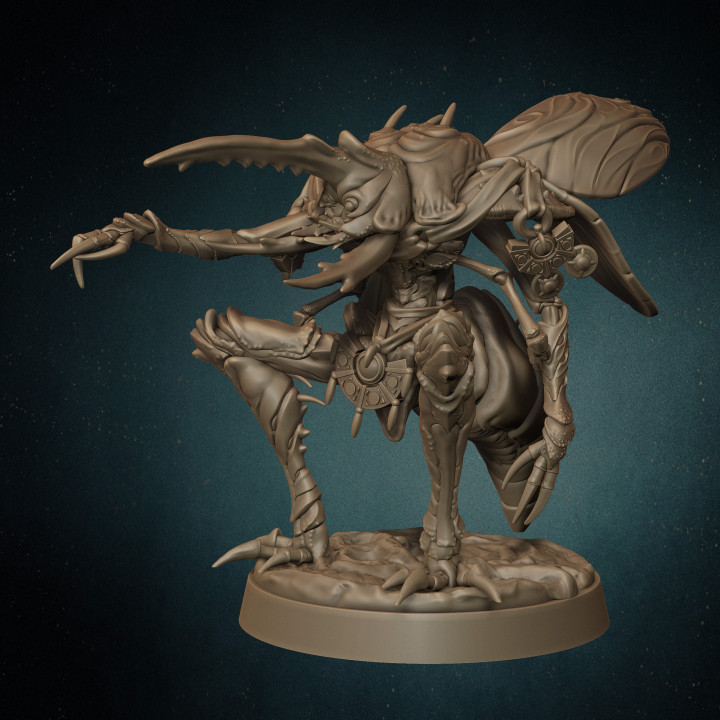Insect Battler - 3 poses - Whispering Forest II