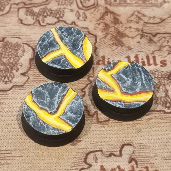 The Land of Goru'th - 25mm Lava Flow Bases