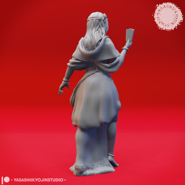 Vadoma - Fortune Teller - Tabletop Miniatures (Pre-Supported) image