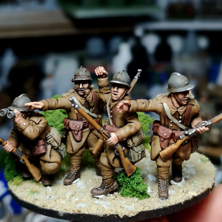 28mm 1940 french reserve NCO with rifles image