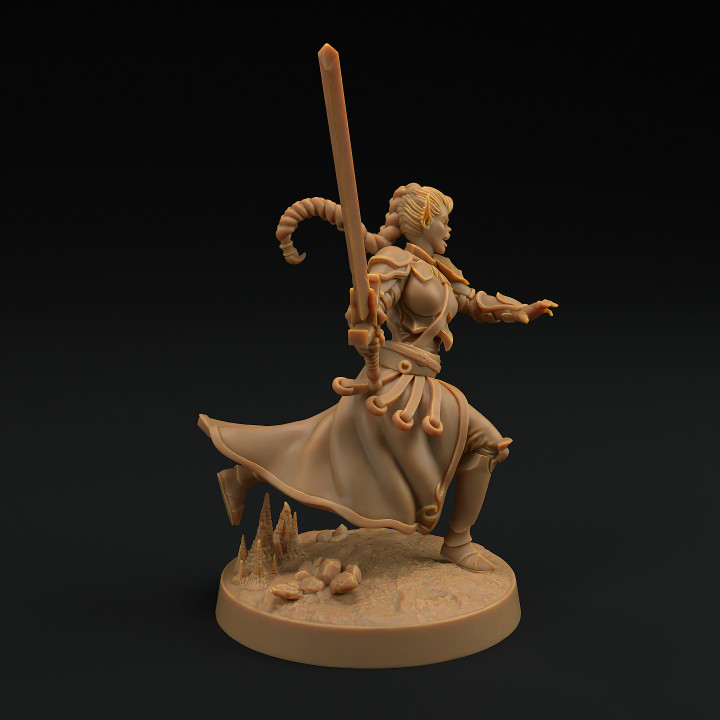 3d Printable Ath'eria, Astralkin Paladin 