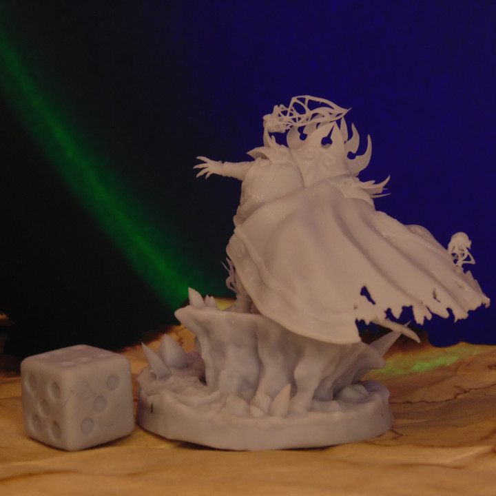 Sunstrider - 32mm scale pre-supported miniature