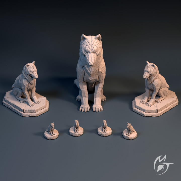 Druidic Wolf Statue