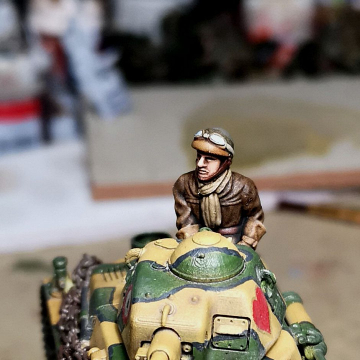 WW2 28mm 1940 French tank crew 2