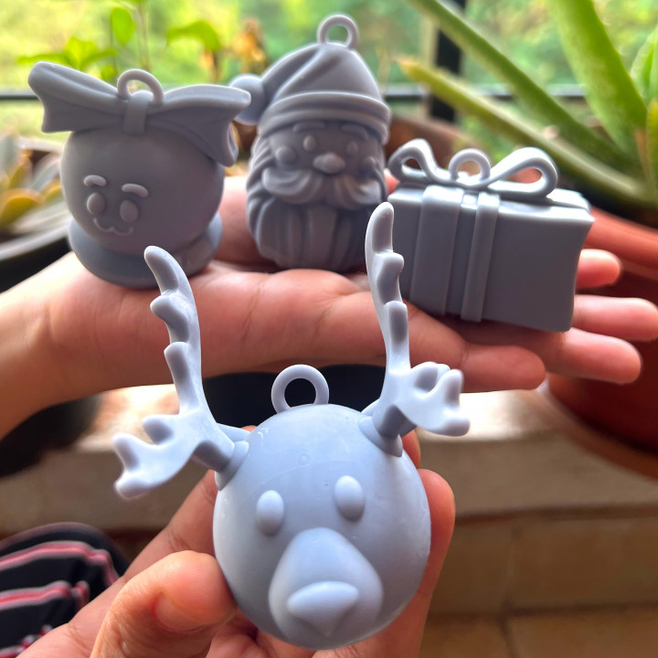 3D Printable Christmas Ornaments - 720X720 Chrismas Props2 