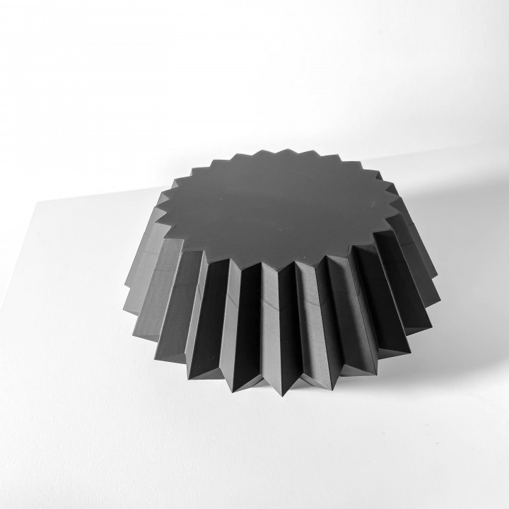 The Ranio Display Stand for Unique Items, Candles, or Plants | Modern Home Decor