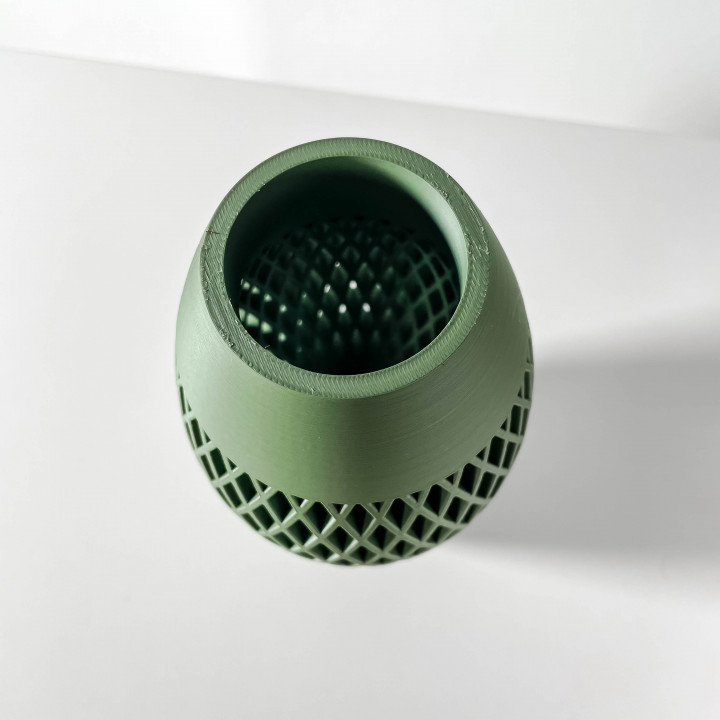 The Xero Vase, Modern and Unique Home Decor for Dried and Preserved Flower Arrangement | STL File