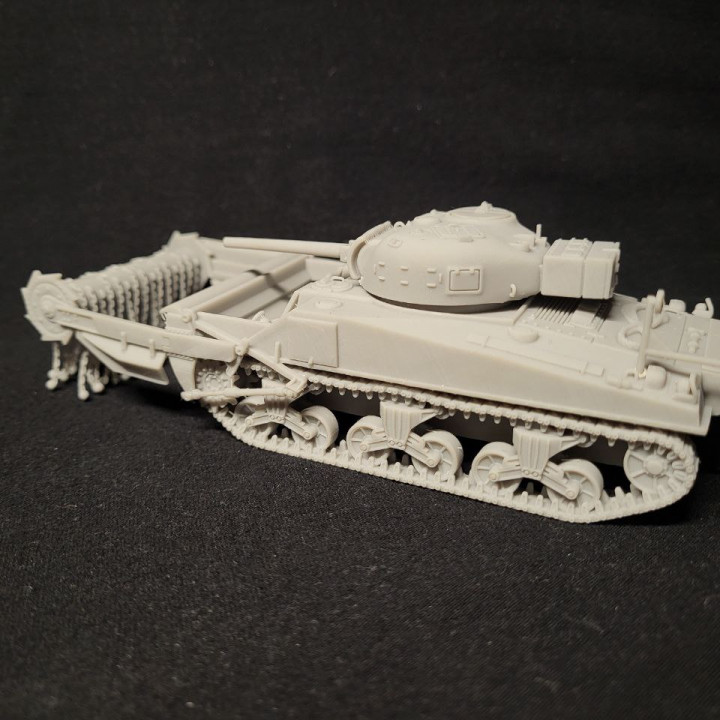 Sherman M4A4 Crab (US, WW2) image