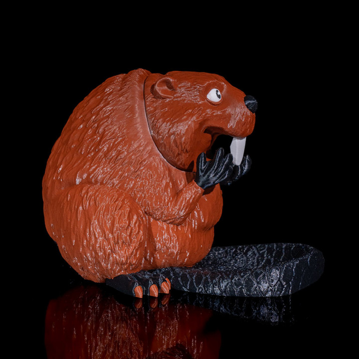 Woodchucking Beaver image