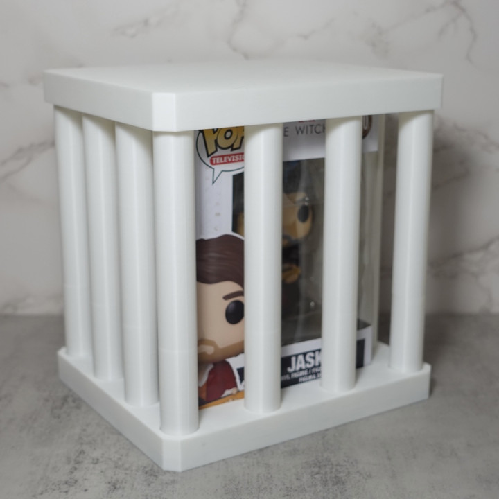 Cage Display for Collectibles (Gated Front) (3.5 x 4.5 x 6.25-inch Product Box) image
