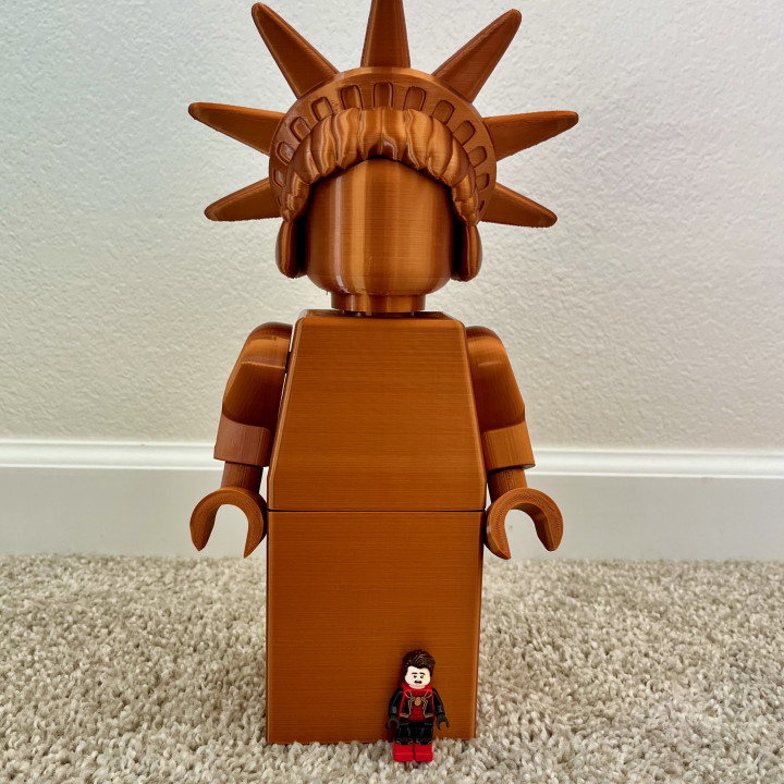 Statue of Liberty Giant Minifig