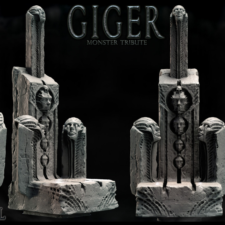 Giger Statue/Base (4 of 5) image