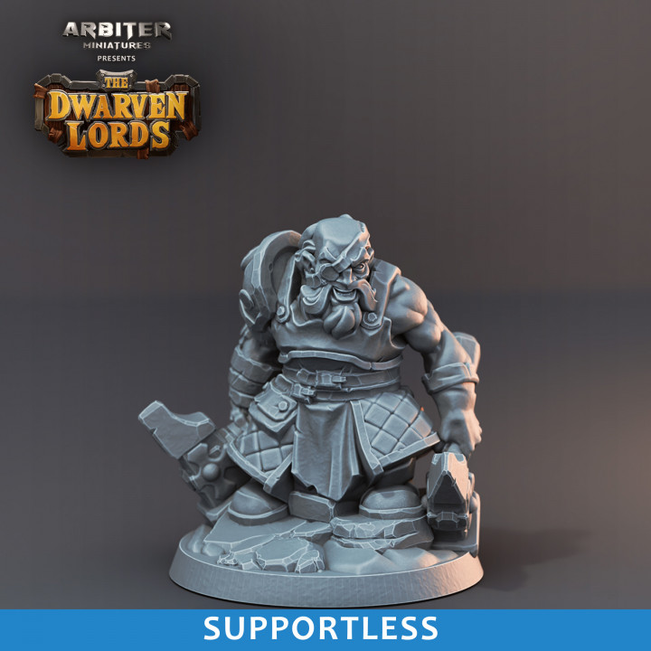 Supportless Dwarf Blacksmith 02