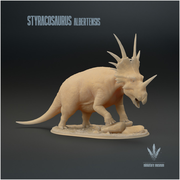 Styracosaurus albertensis : Climbing image