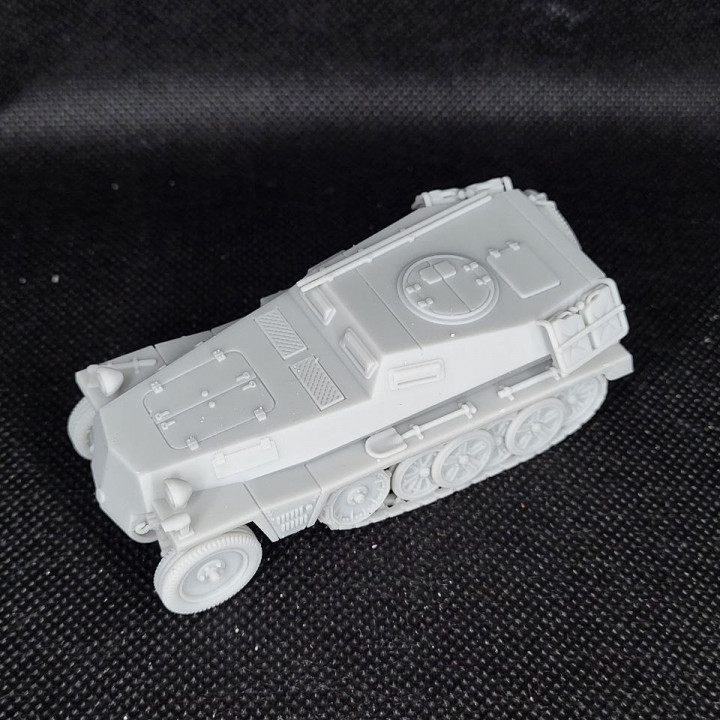 3D Printable Half-track Sd.Kfz.253 Observation vehicle + 2 3D Printable Half-track Sd.Kfz.253 Observation vehicle + 2