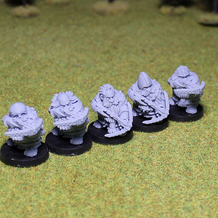 Dwarf crossbowmen