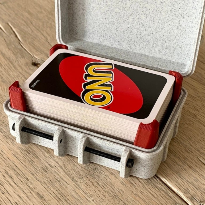 Uno box
