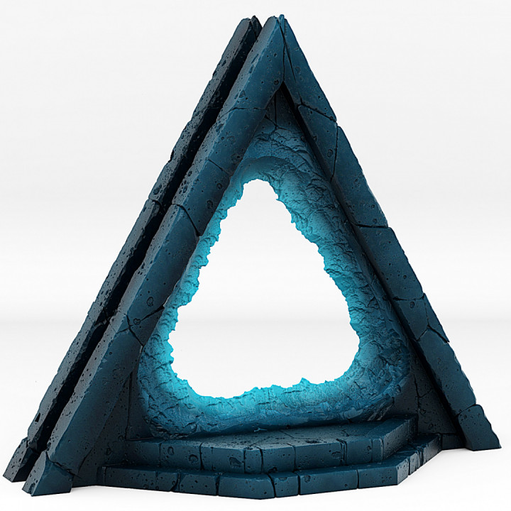 ALIEN PYRAMID PORTAL WITH ITS TRANSPORT EFFECT image