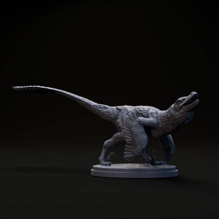 Velociraptor sneaking up1-20 scale pre-supported dinosaur image