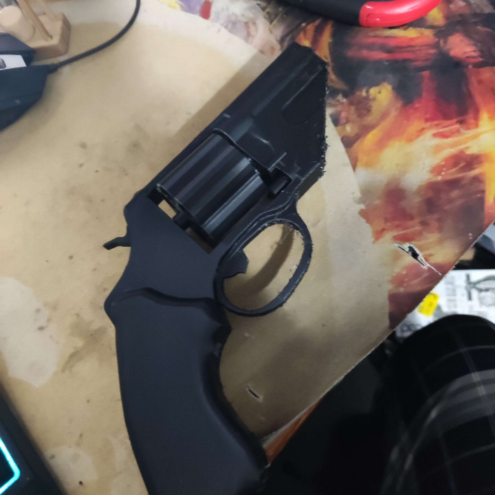 Sparkle Revolver. Honkai Star Rail prop