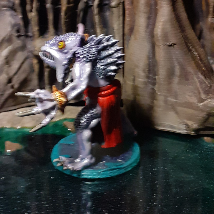 Kuo Toa Monitor 1/2 - Flexing Claws image
