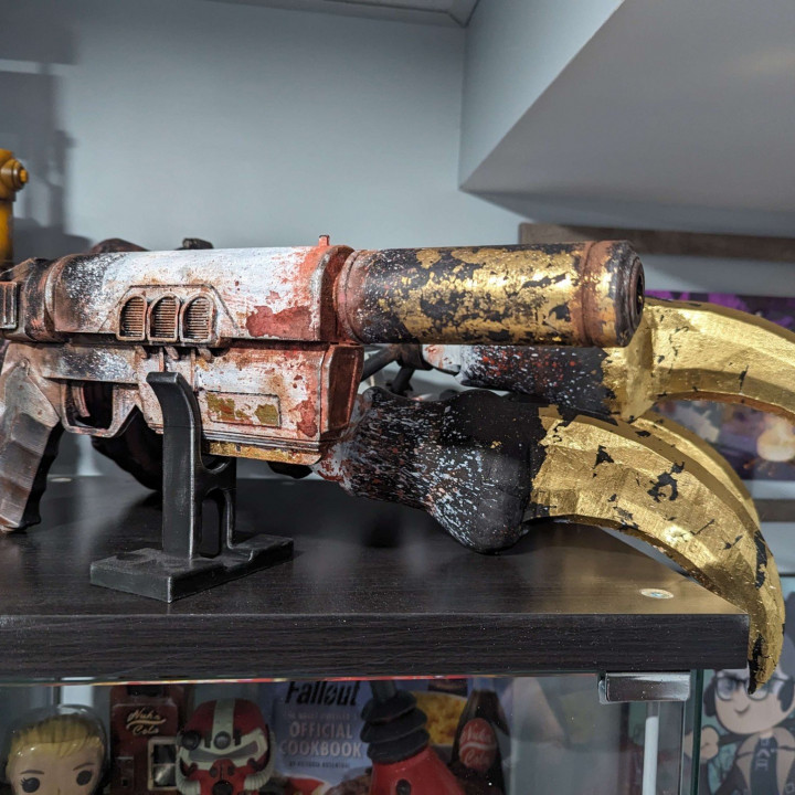 Fallout 76 - Crusader Pistol image