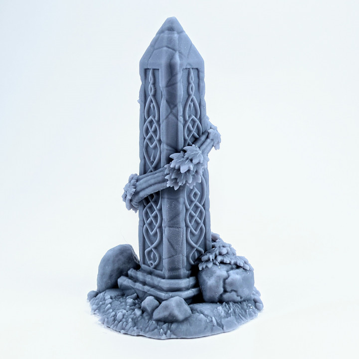 Elven Forest Obelisk image