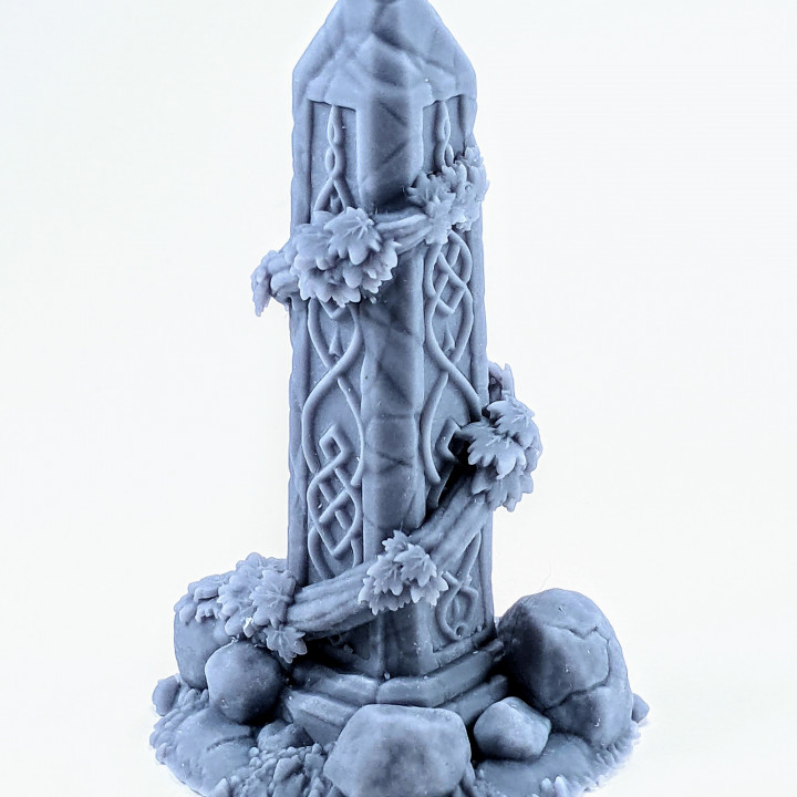 Elven Forest Obelisk image