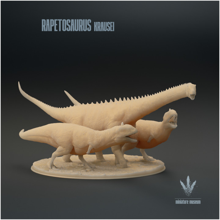 Rapetosaurus krausei : Majungasaurus Attack image