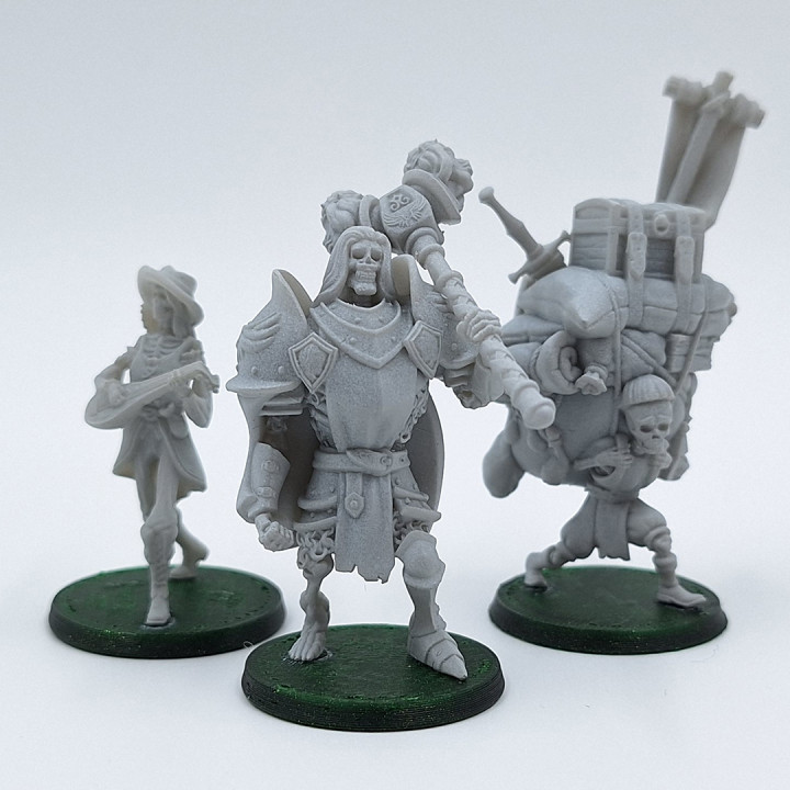 3D Printable Skeleton Squire Flagbearer by Built Bird