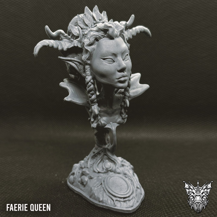 3D Printable Faerie Queen - Statue by Maelstrom Makers