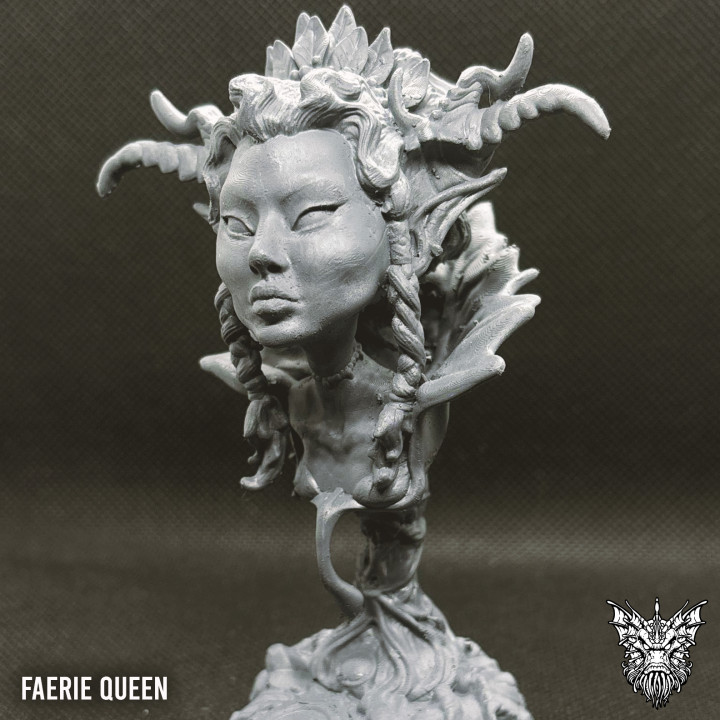 3D Printable Faerie Queen - Statue by Maelstrom Makers