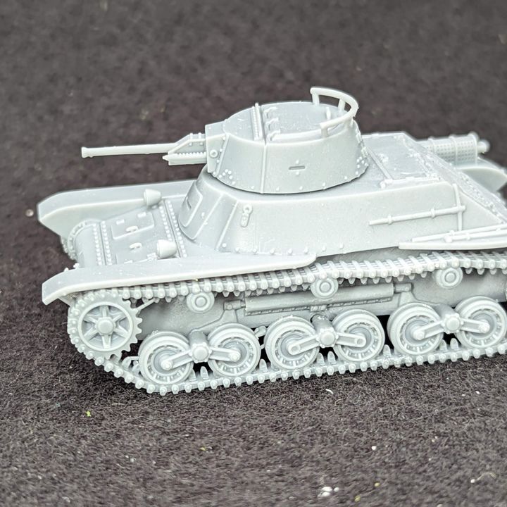 3D Printable Type 98 Ke-Ni Light Tank + 2 Tankmen (Japan, WW2) by Wargame3d