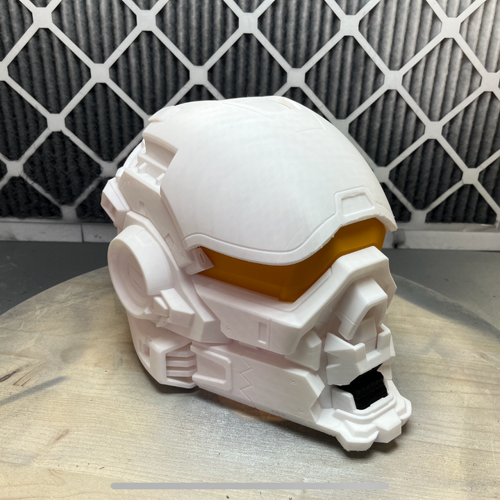 3D Printable Locus Helmet by Aguilar Workshop