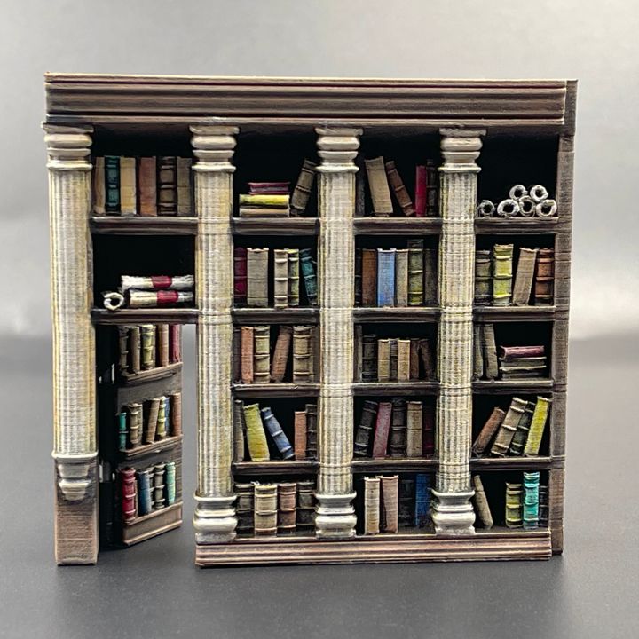 Bookshelf/Secret passage - Trifolium Estate image