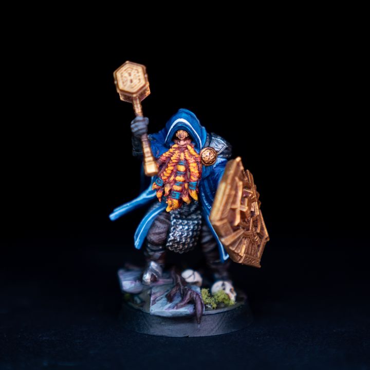 3D Print of Male Dwarf Cleric with Hammer and Heavy Shield