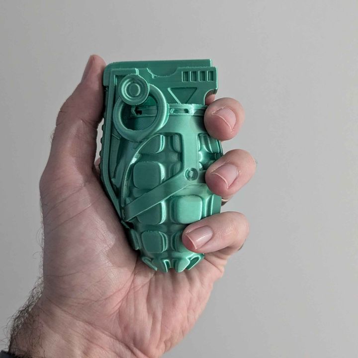 Cyberpunk Prop - Boombox's Bodacious Frag Grenades image