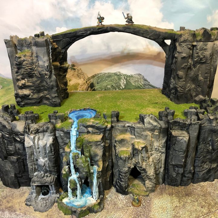 Vale of Mystery: 8 Cliff Expansion Sets image
