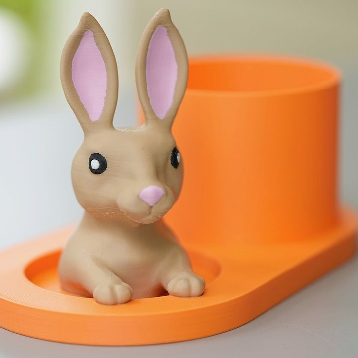 3D printed rainbow buy bunny pen holder