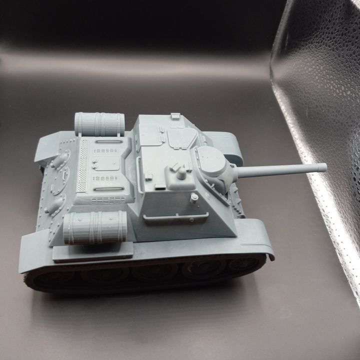 3D Printable SU-85 Toon Tank 3D print model STL by Radu Burlea