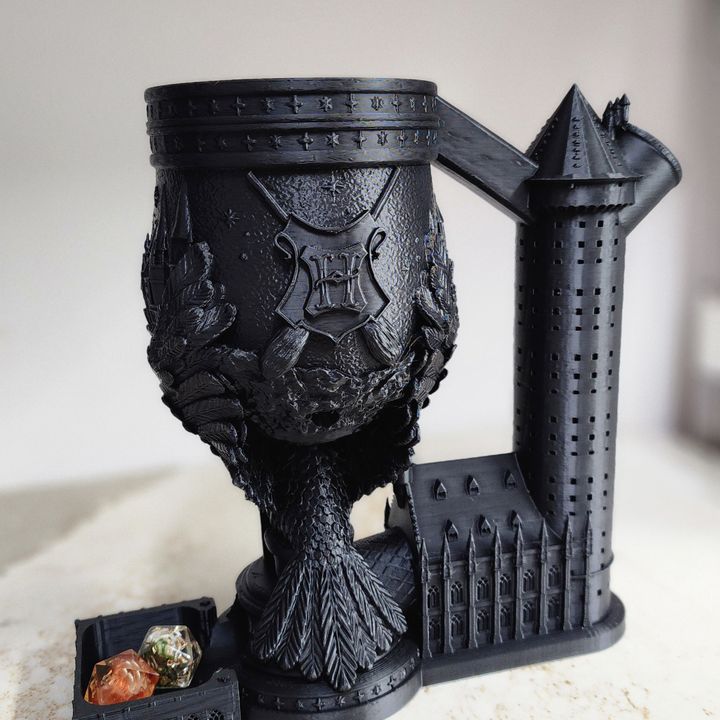 3D Printable Wizarding School Can Holding Dice Tower Support-Free 
