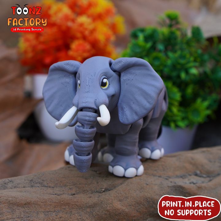 置物 Elephant Elephant Trunk Up 1998 Toy Rubber Safari Animal Jungle Vintage