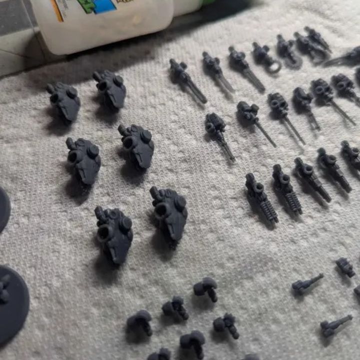 3D Printable FREE-The Basic Raptor (Quarter Scale/New Epic) by John ...